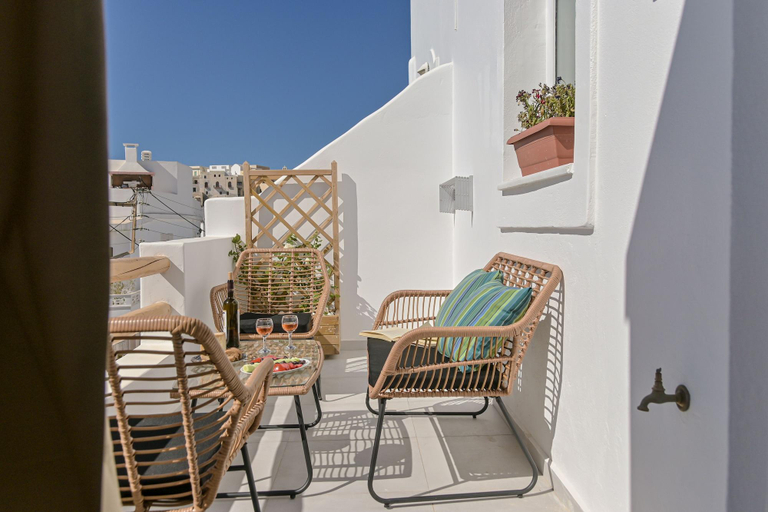 Room 4, Naxian Horizon, South Aegean