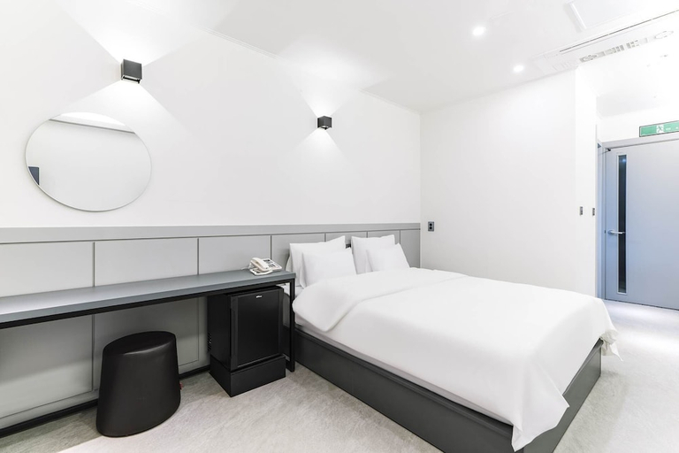 Bedroom 2, Pyeongtaek Godeok Richstay Hotel, Pyeongtaek