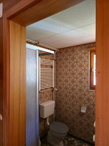 Bathroom, Berggasthaus Hv Chst, Frutigen