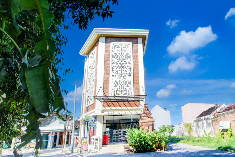 General view 5, Collection O Solo Near Univ Muhammadiyah Surakarta, Sukoharjo