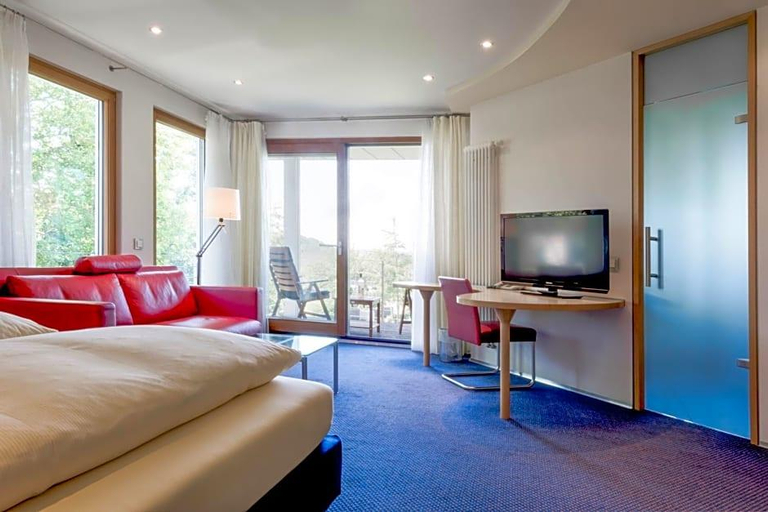 Bedroom 4, Parkhotel Schillerhöhe, Ludwigsburg