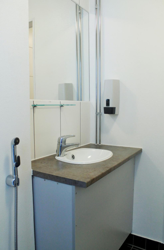 Bathroom 3, Hotel Turistihovi, Kymenlaakso