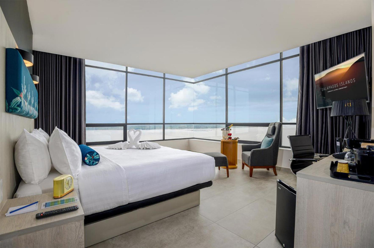 Bedroom, DoubleTree by Hilton Guayaquil, Guayaquil