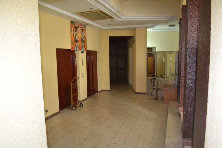 Public Area, Hôtel Akena City, Wouri