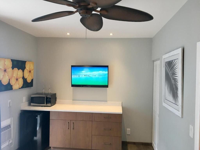 Public Area, Douglas House - Adults Only, Monroe