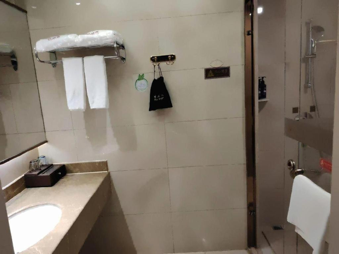 Bathroom, Venus Royal Hotel Nanning East High-Speed Railway Station, Nanning