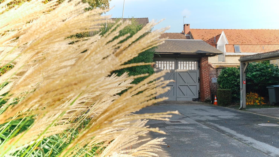Exterior & Views 2, Au Petit Manoir, Nord