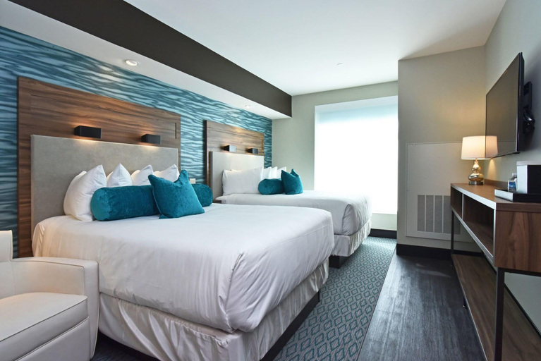 Bedroom 4, Bally S Twin River Lincoln Casino Hotel, Providence