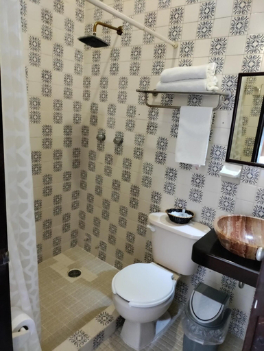 Bathroom, Hotel Posada Doña Lala, Tlacotalpan