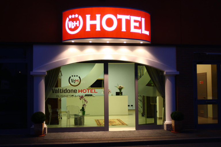 Exterior & Views 2, Valtidone Hotel, Piacenza