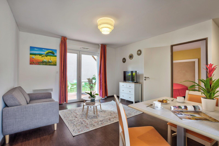 Bedroom 4, Les Bords de l'Aveyron, Tarn-et-Garonne