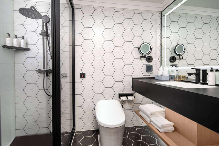 Bathroom, Microtel By Wyndham Handan New Century, Handan