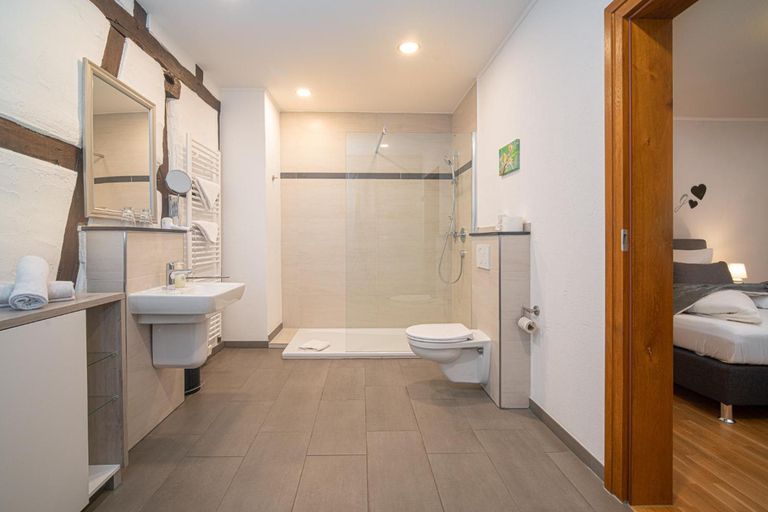 Bathroom 3, Hotel Weingut Moselloreley, Bernkastel-Wittlich