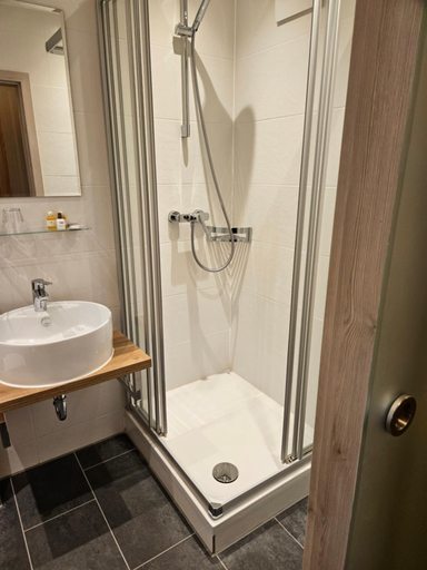 Bathroom 3, Posthotel Traube, Donau-Ries