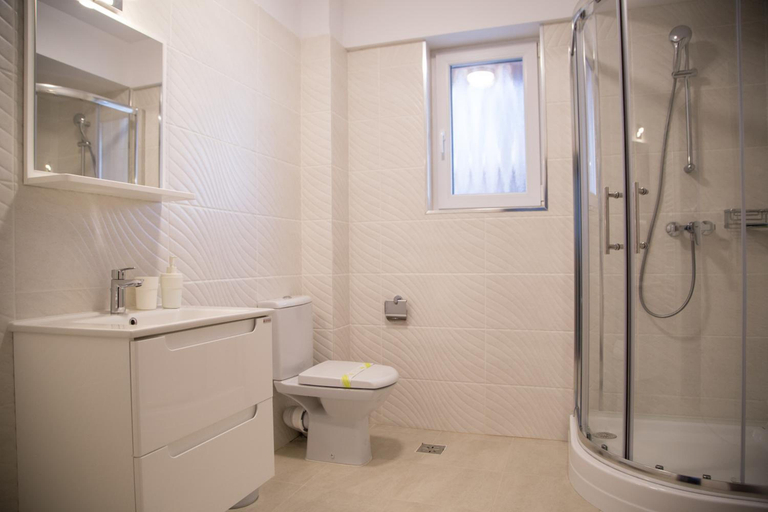 Bathroom 5, Crema Residence, Alba Iulia
