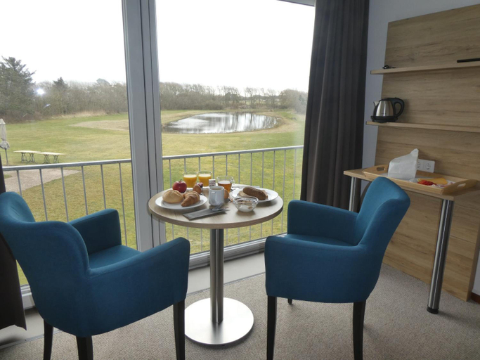 Exterior & Views 2, Strandhotel De Horn, Zijpe