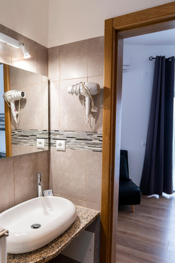 Bathroom 3, Oceanoasis, Olhão