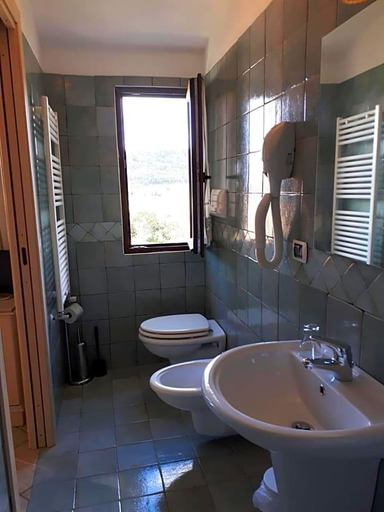 Bathroom 4, Hotel Sorgente, Olbia-Tempio