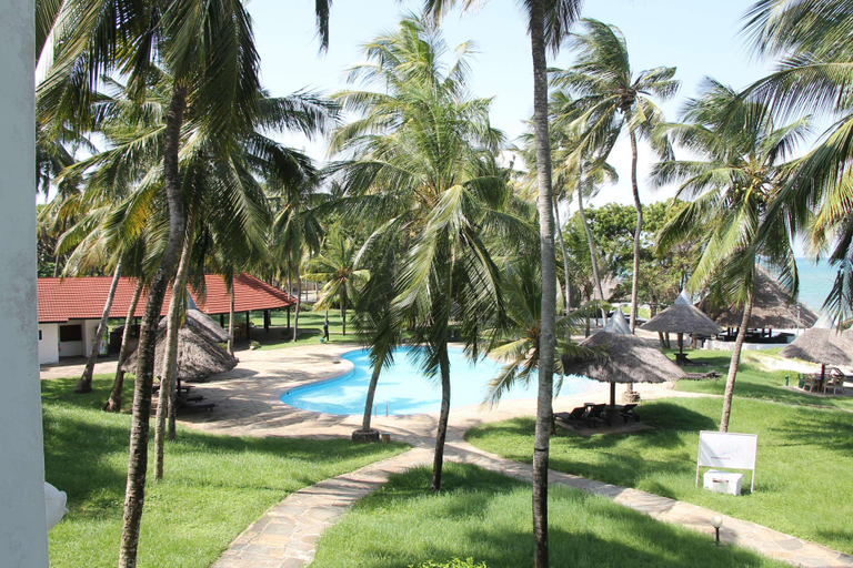 Pool 5, Cocoa Luxury Resort, Nyali