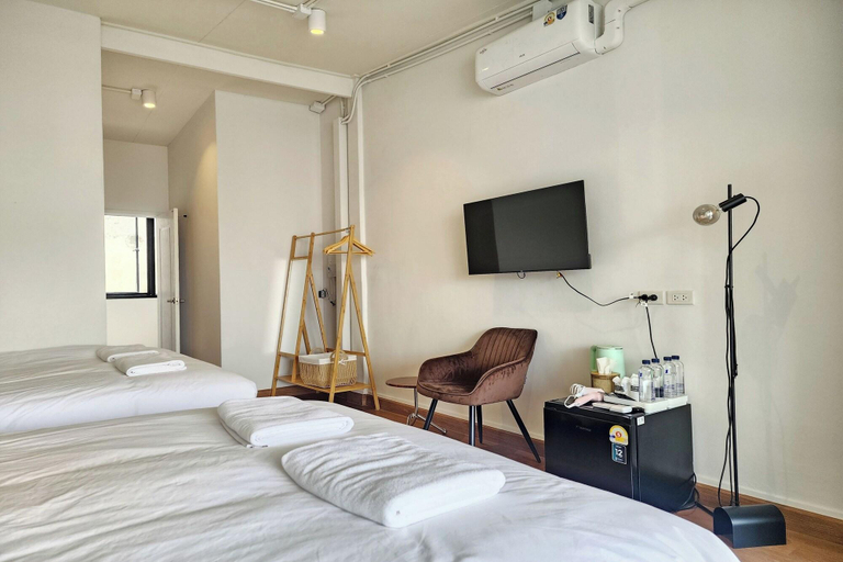 Room 5, Shade House Bangkok Oldtown, Phra Nakhon