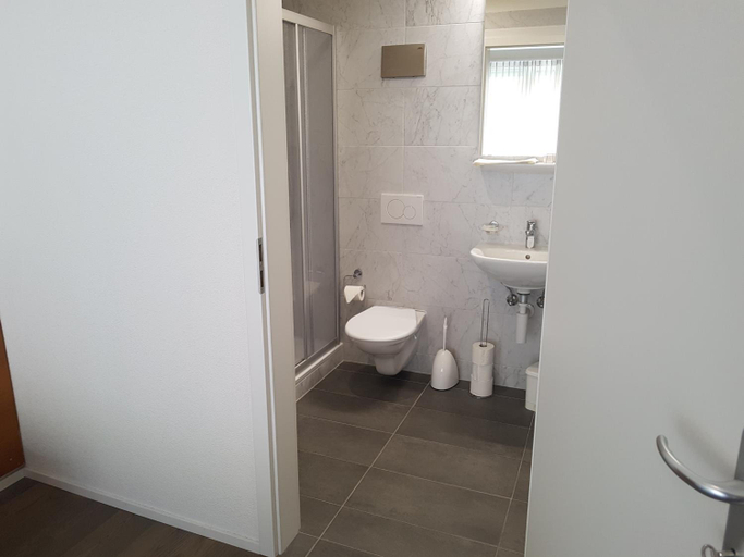 Bathroom 3, Hotel Gamper, Bellinzona
