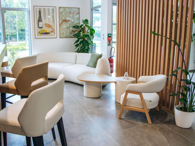 Lobby 4, Adagio Access Bordeaux Sud Pessac, Gironde