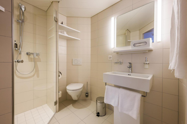 Bathroom 3, Lai Lifestyle Hotel, Albula