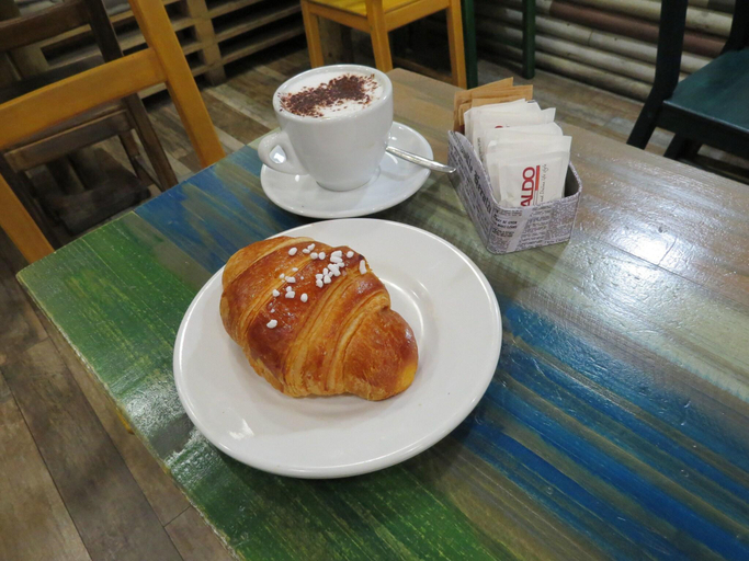 Food & Drinks 4, L'arco e il vico, Napoli