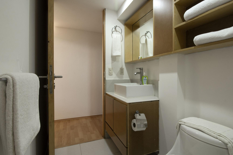 Bathroom 4, Prosperidad By HomiRent, Mexico City
