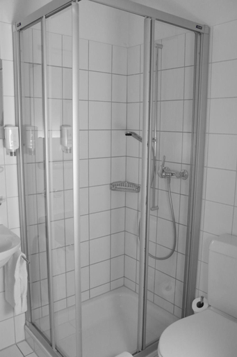 Bathroom 3, Richemont Hotel, Luzern