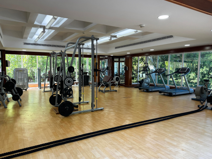 Sports and Entertainment 2, Vogo Abu Dhabi Golf Resort & Spa, Abu Dhabi City