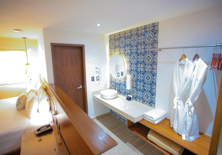Room 4, Hotel Nuxka, Telchac Puerto