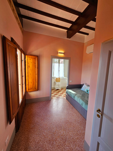 Bedroom 4, Palazzo delle Erbe, Siena