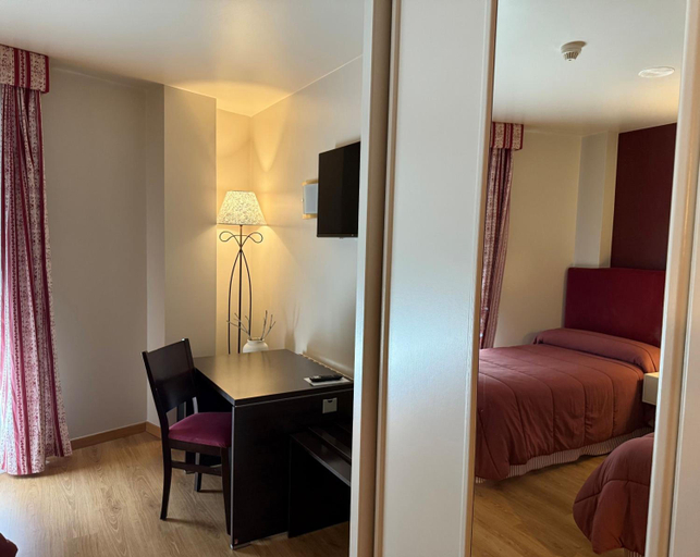 General view 3, Hotel Bouza, Lugo