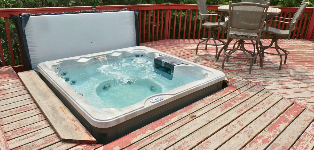 Sports and Entertainment 4, Mountain Views Steps To Bm Village Hot Tub Bbq, Grey