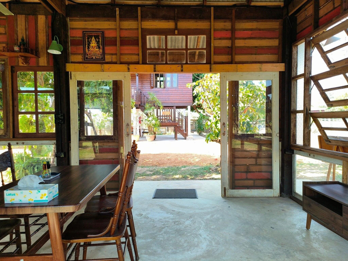 Food & Drinks 5, Shine Villa Sukhothai, Si Sam Rong