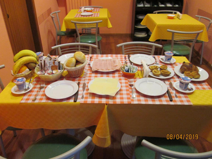 Food & Drinks 4, Hotel Tropical, Brindisi