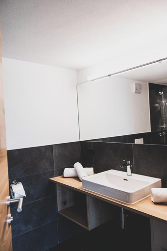 Bathroom 3, Tante Anna Apartments, Bludenz
