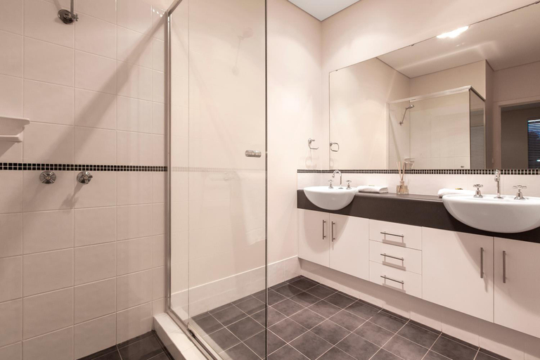 Bathroom 3, Regency Beach Club, Busselton