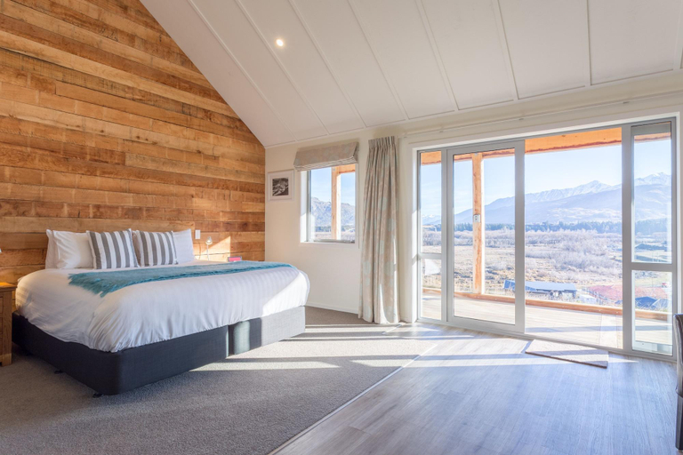 Room 2, Shotover Country Cottages, Queenstown-Lakes