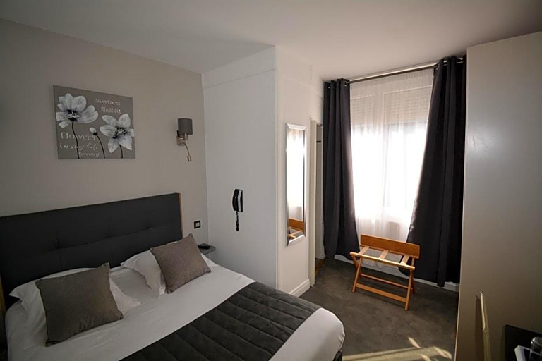 Bedroom 3, Hotel Le Saint Yves, Seine-Maritime