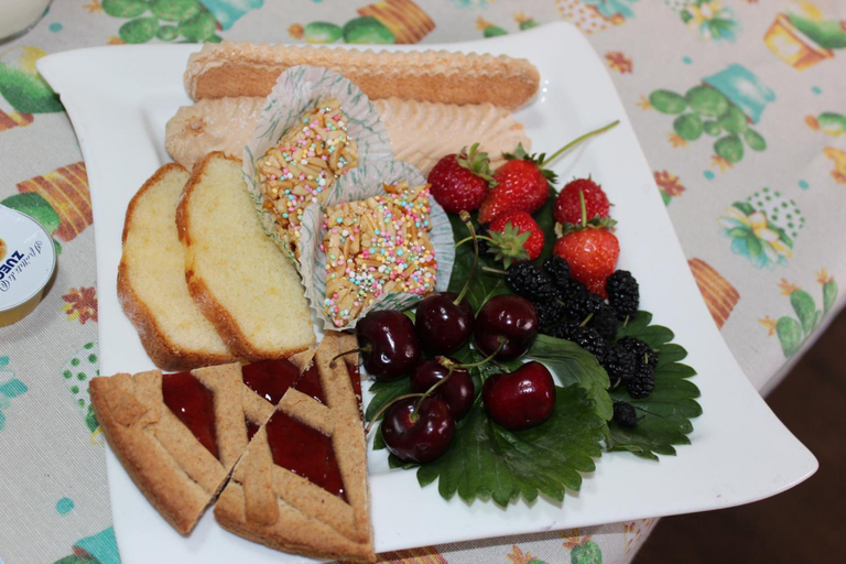Food & Drinks 5, B B Il Portico Orgosolo, Nuoro
