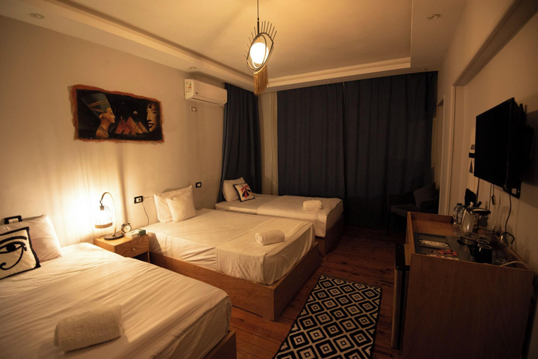 Room 5, Farida Grand Museum Hotel, Al-Ahram