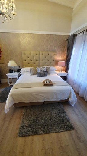 Bedroom 4, The Gallery, Chris Hani