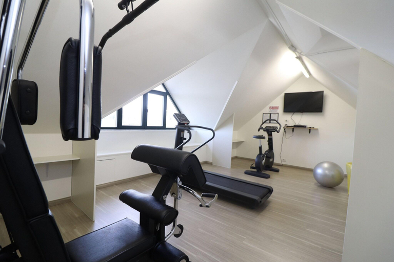 Sports and Entertainment 4, Casalbergo Superior Lake Apartments, Novara