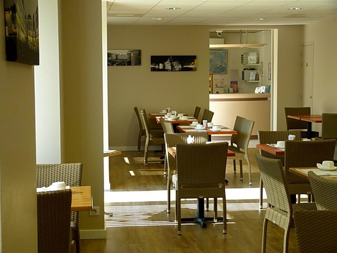 Lobby 5, Hv Tel Terminus, Loire-Atlantique