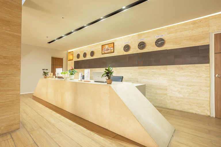 Public Area 2, Jomtien Sands Residence - Beachfront, Relax &amp; Amazing Seafood Dining, Pattaya