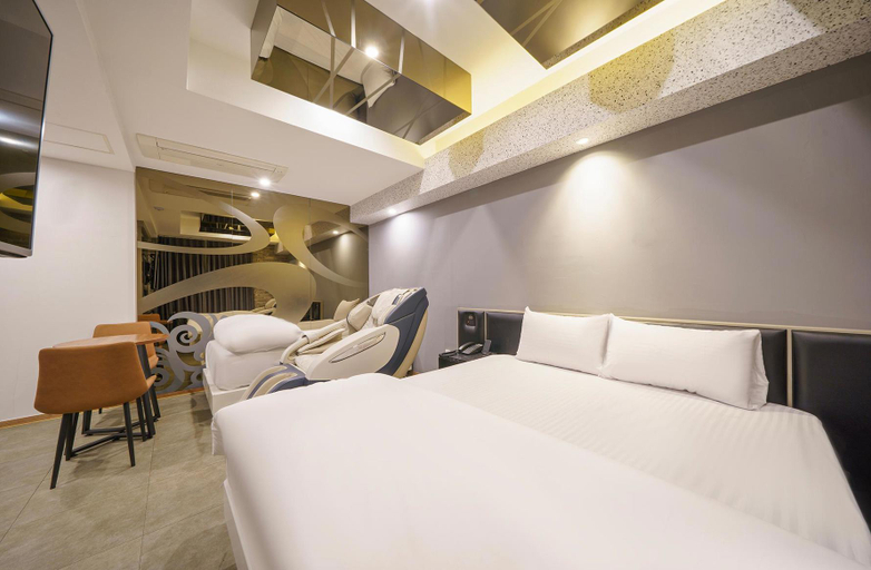 Bedroom 4, Daegu Dongdaegu Station Muje Hotel, Buk