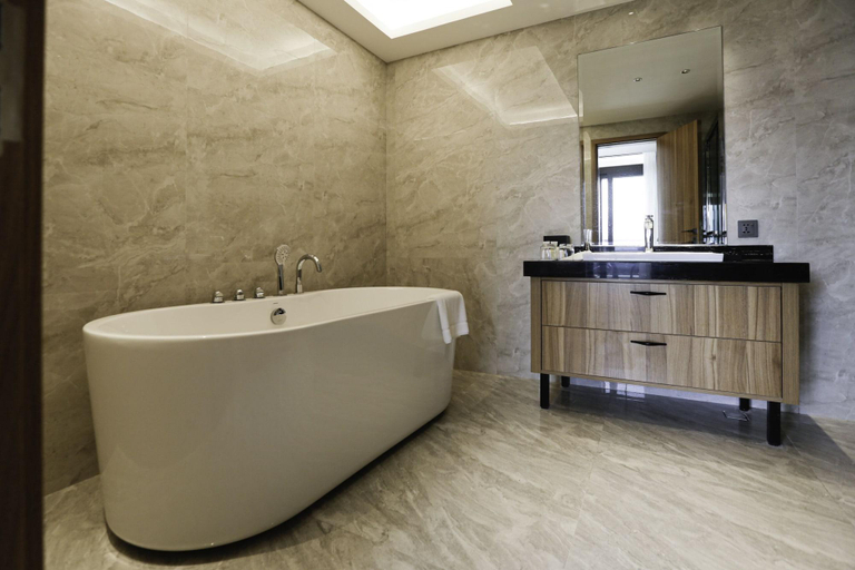 Bathroom 4, Hotel Casiana and Events Center Tagaytay, Tagaytay City