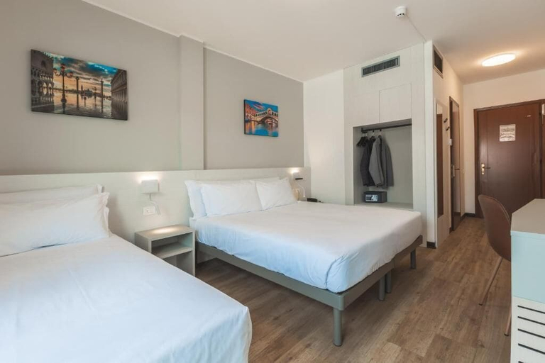 Bedroom 3, CENTRO HOTEL - MARCON, Venezia